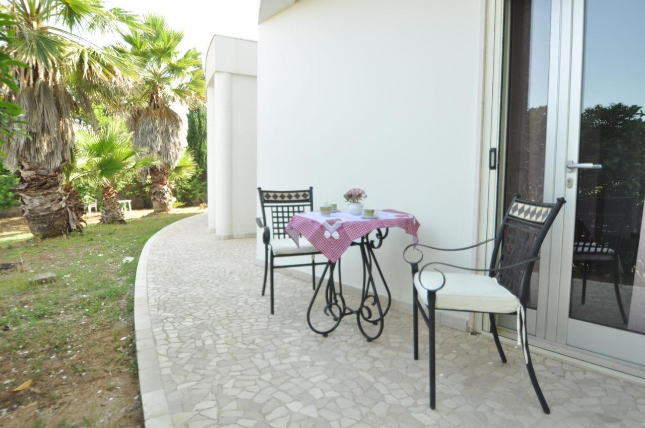 Boat Dreams , Garden Relax Apartment Matino Exterior foto
