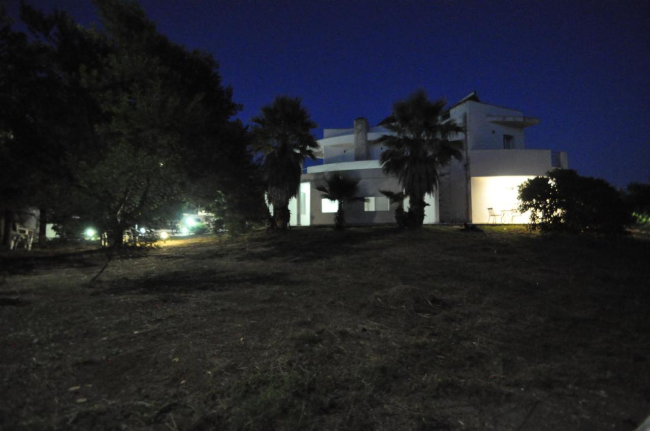 Boat Dreams , Garden Relax Apartment Matino Exterior foto