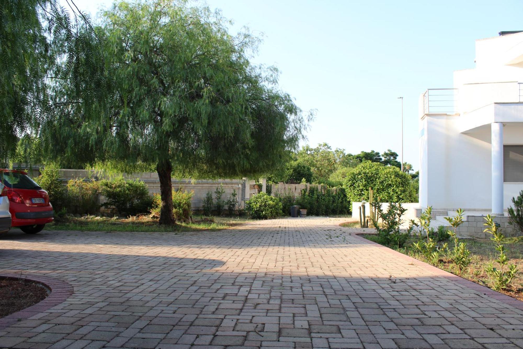 Boat Dreams , Garden Relax Apartment Matino Exterior foto